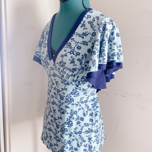 SOLD FLORAL Ruffle Blouse size L - Picture 2 of 16